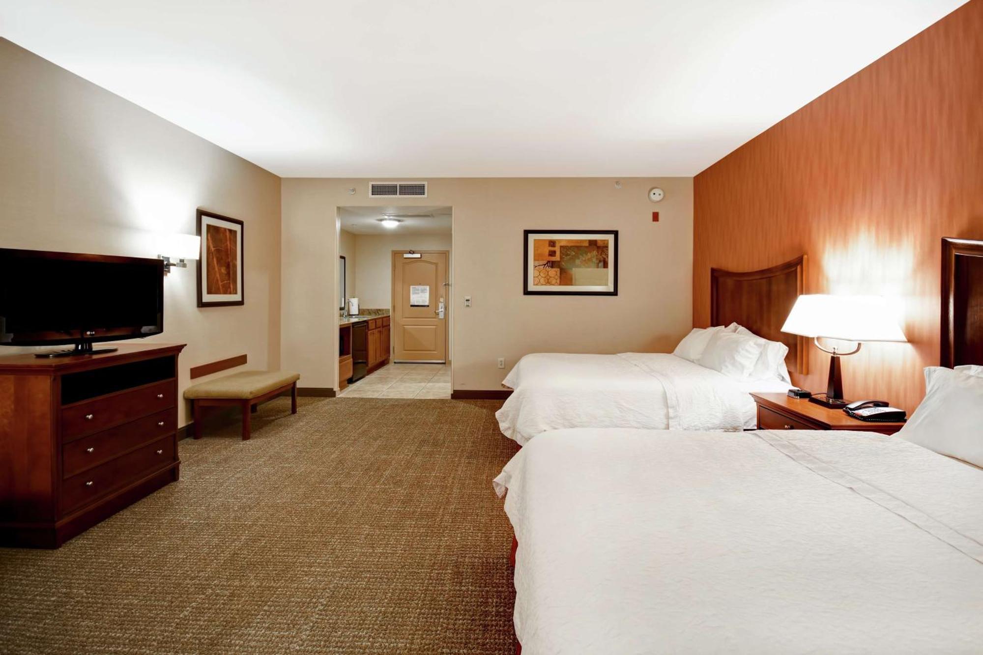 Hampton Inn & Suites Фолсом Екстер'єр фото