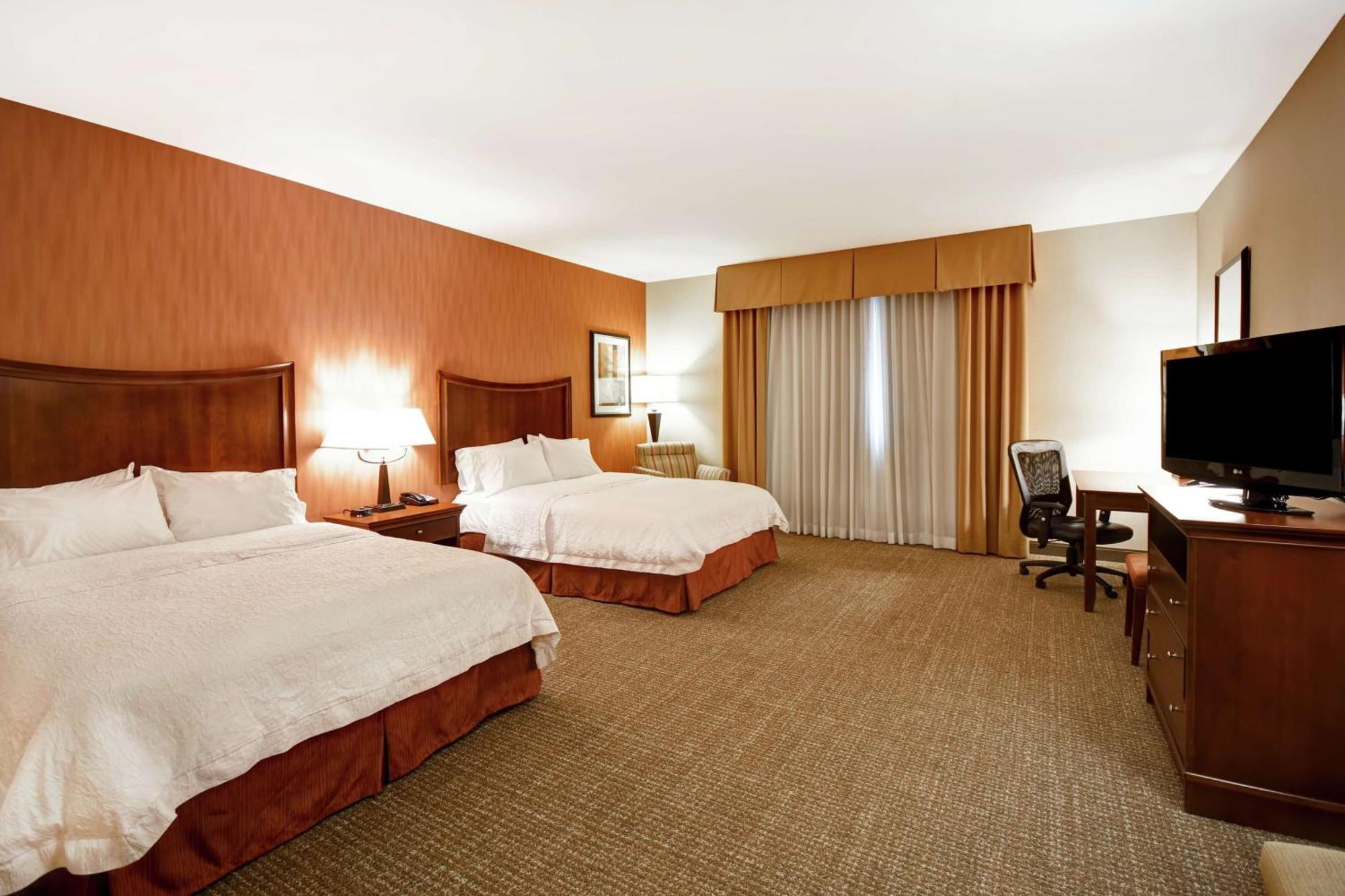 Hampton Inn & Suites Фолсом Екстер'єр фото